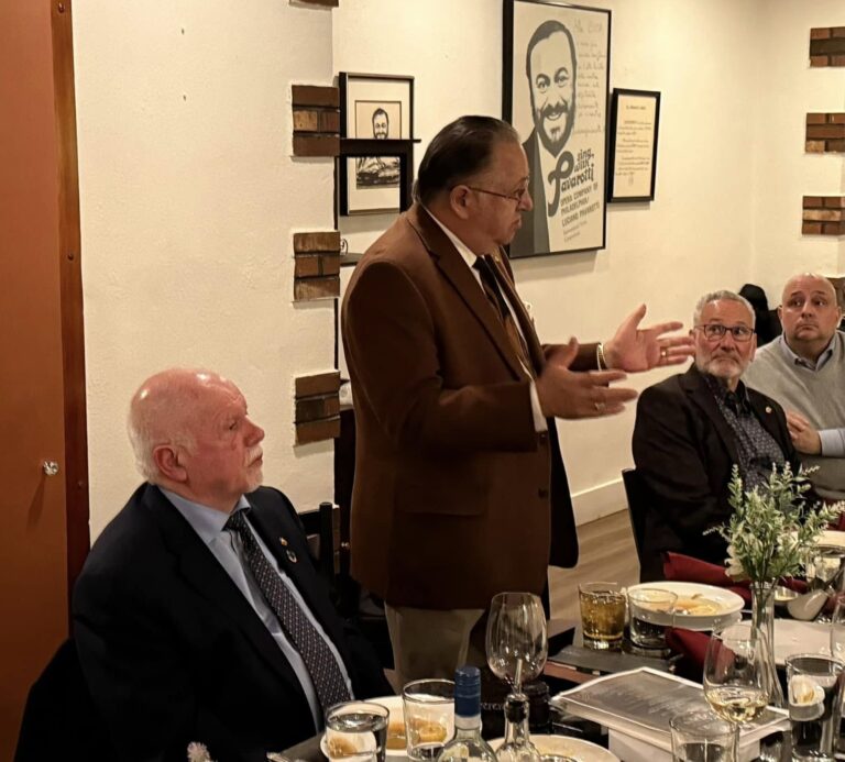 Ahepa Supreme President Savas C Tsivicos visits District 4